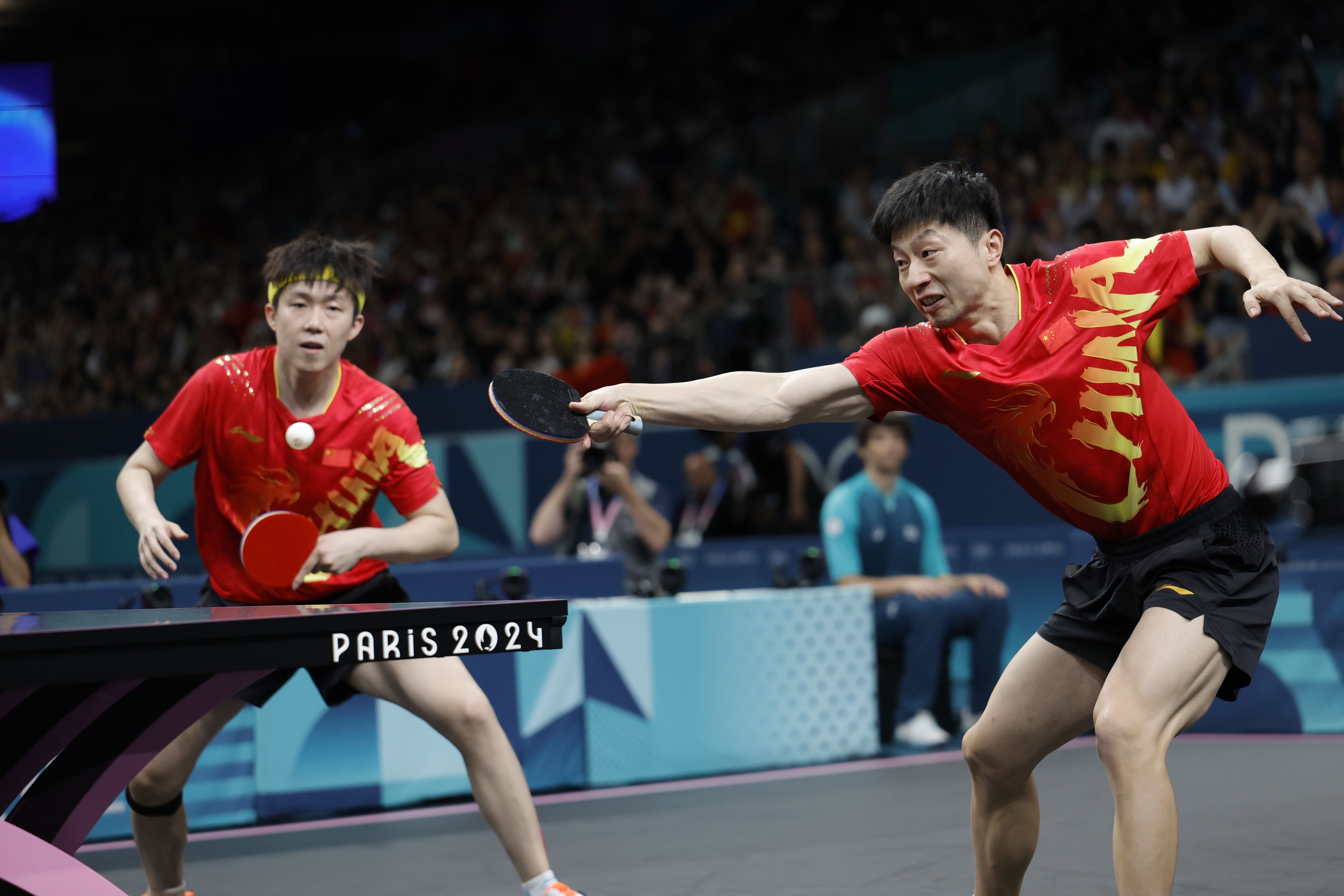 瑞典队力克英格兰队,马龙关键制胜 瑞典队力克英格兰队,马龙关键制胜