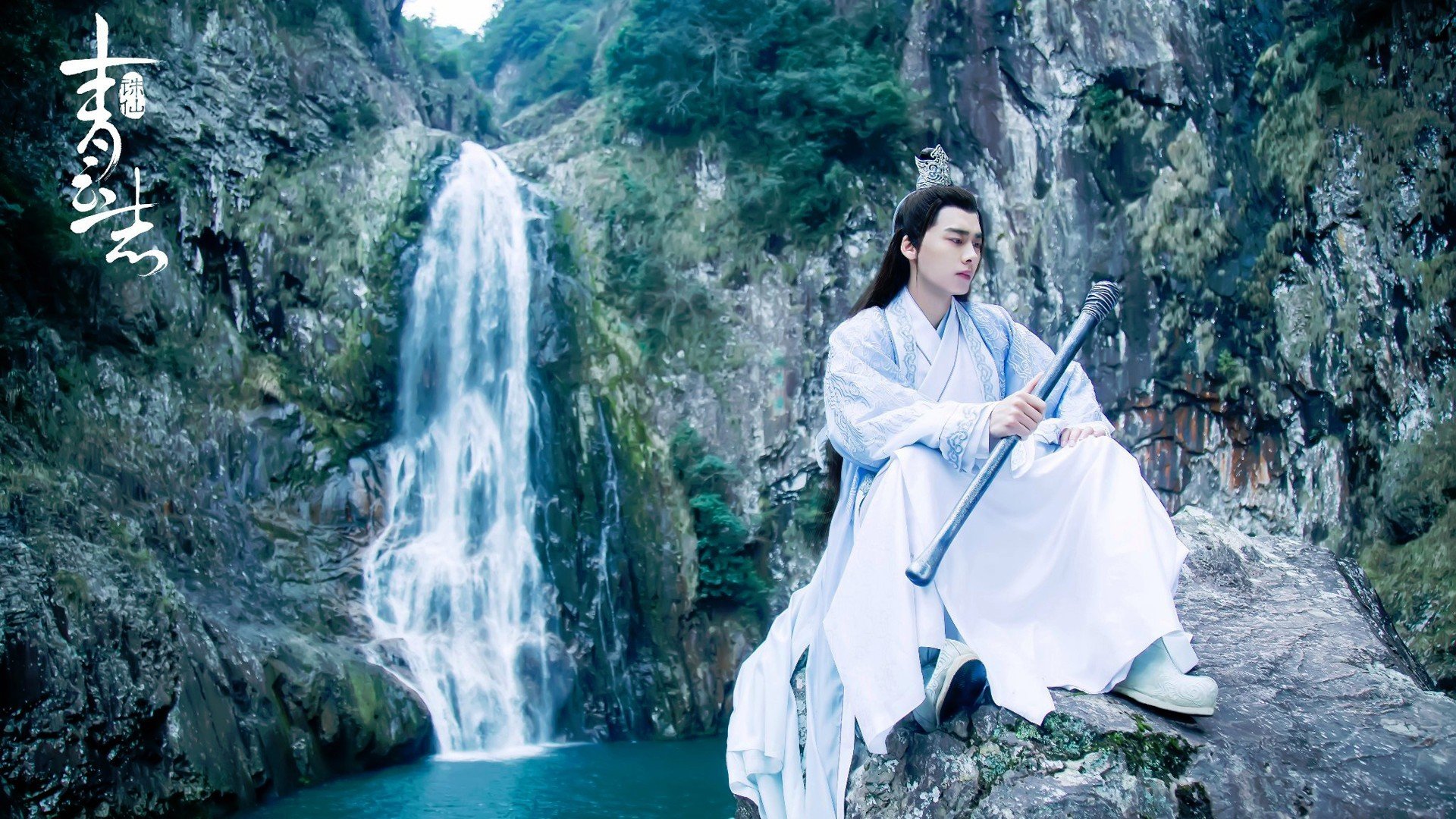 爱游戏在线-拉文子弹时间撕裂福建防线，爆裂扣篮诠释何为顶级天赋