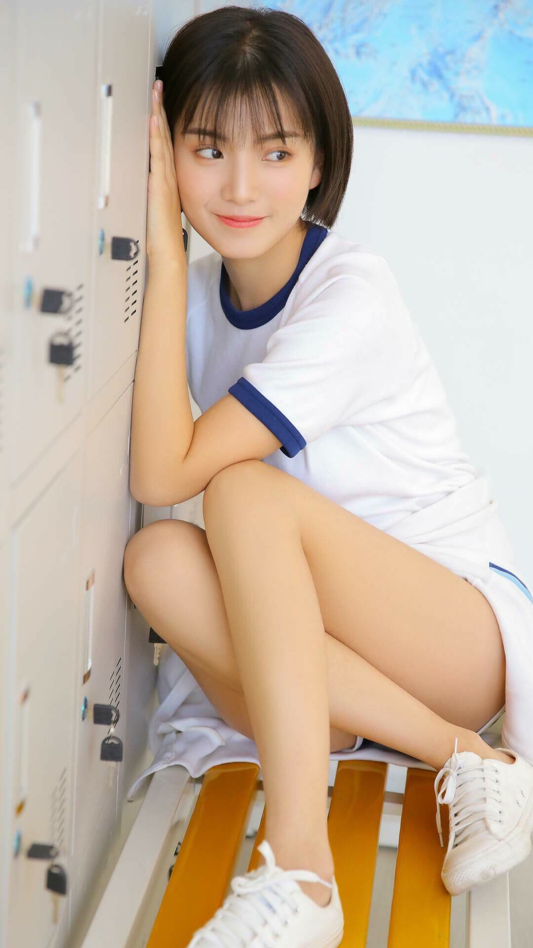 迪亚斯利刃出鞘，皇马一剑刺穿英格兰堡垒