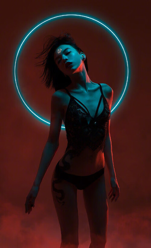 不过，这恰恰是一个有趣的创意出发点。我们可以将其理解为一场 风格与节奏的虚拟对决 或者一场由卡马文加主导的、以他为焦点的表演。让我们从这个独特的角度来构思